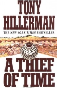 Tony Hillerman - A Thief of Time