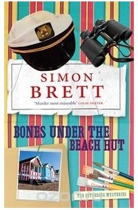 Simon Brett - Bones Under the Beach Hut