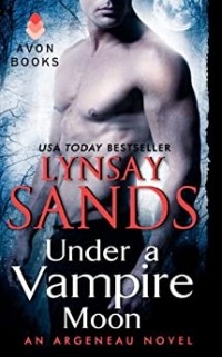Lynsay  Sands - Under a Vampire Moon